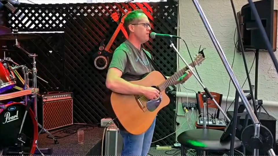 Danny Crocome Live @ The Tahi Bar + Kitchen