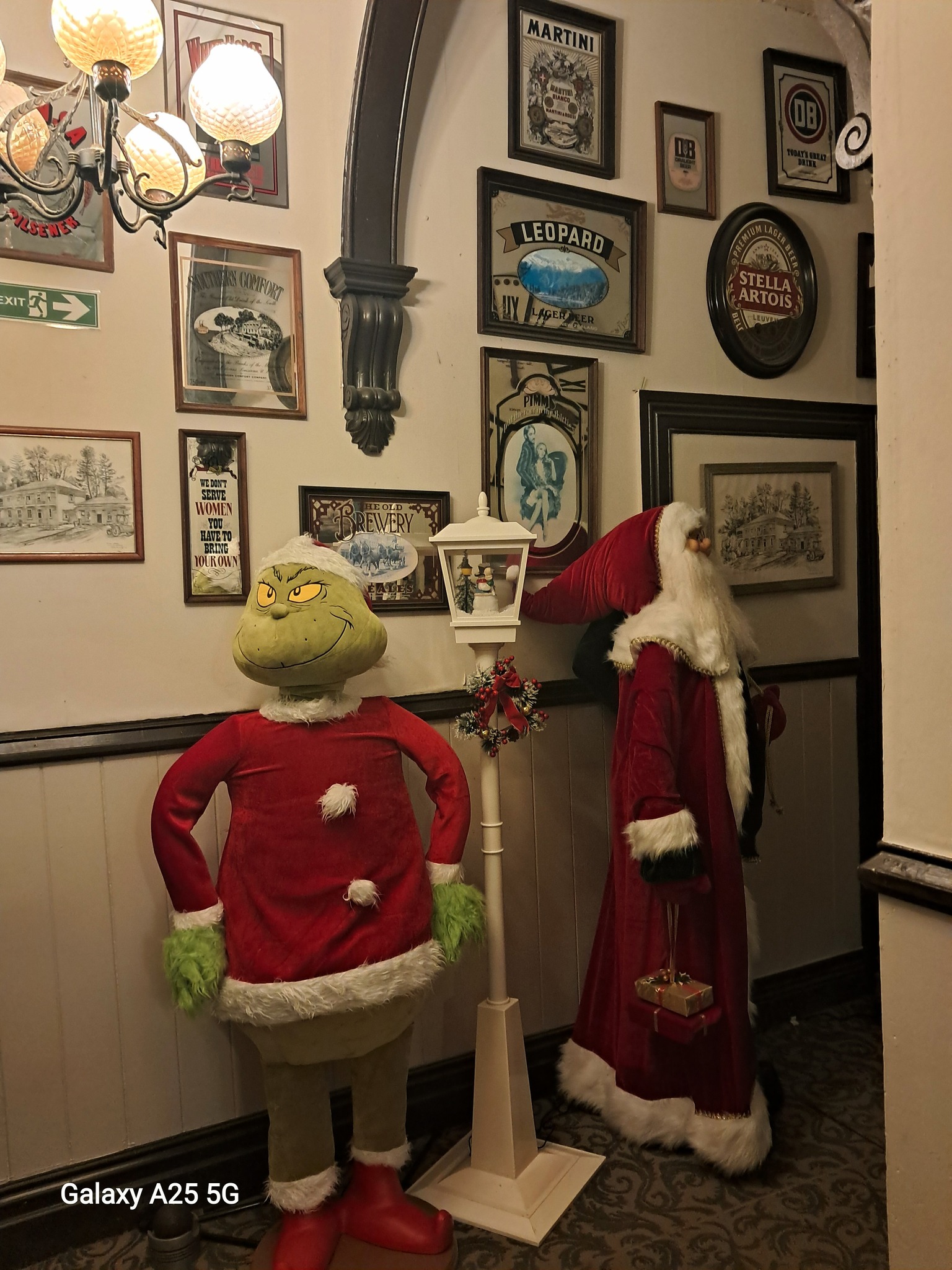 Kids Christmas @ The Puhoi Pub & Stables!