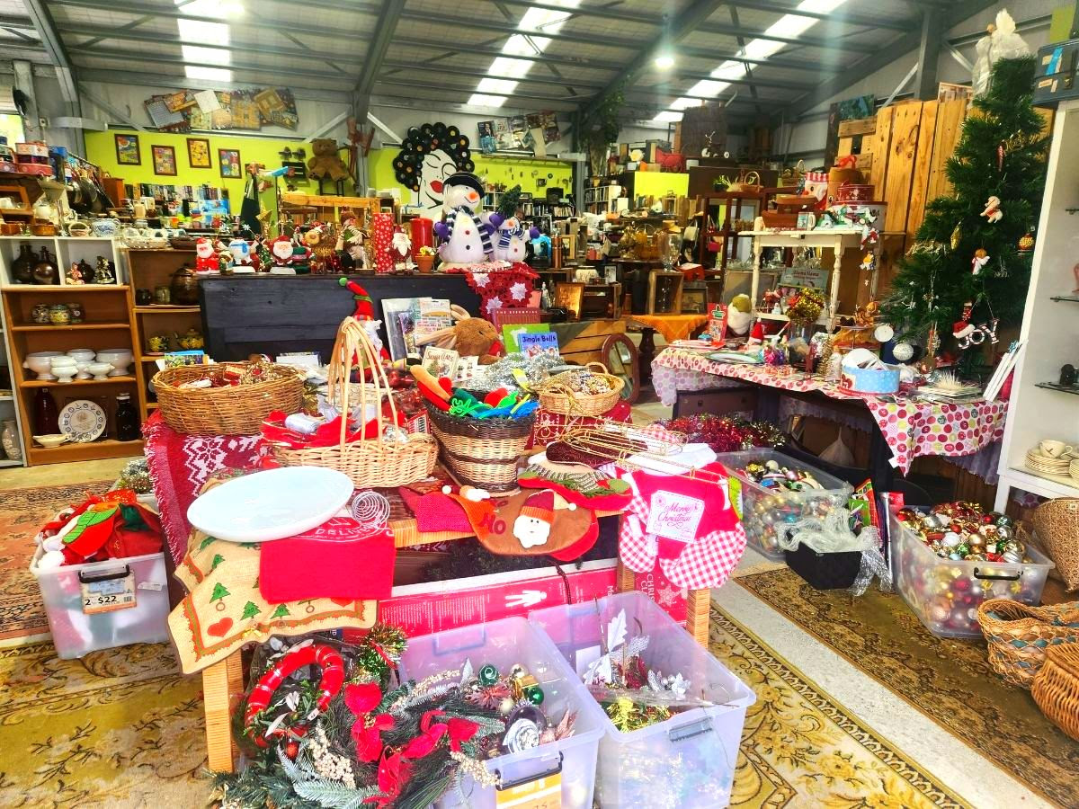 Christmas Shopping with Less Waste Snells Beach