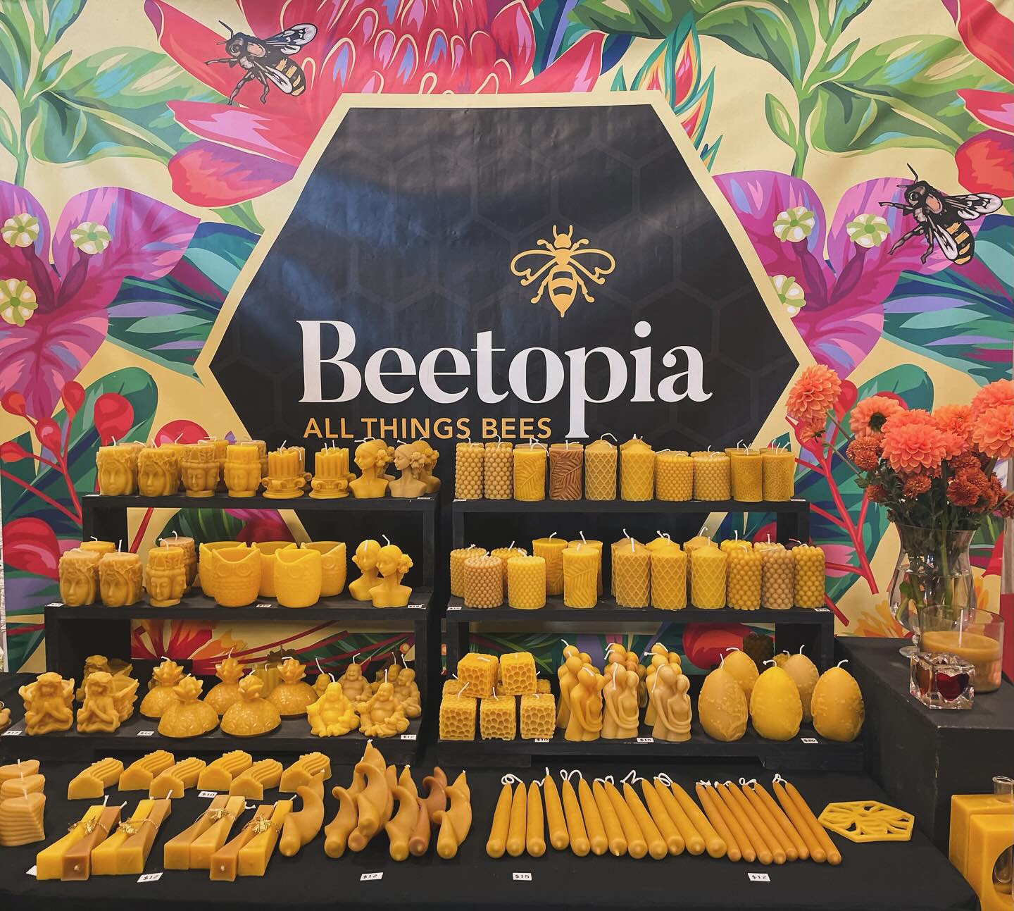 Late Night Shopping at Beetopia 3 Nights This December!