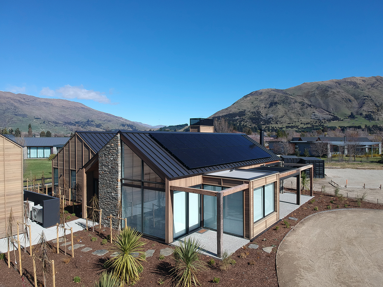Think Solar Think Solar Wanaka | Solar Panels & Battery Systems