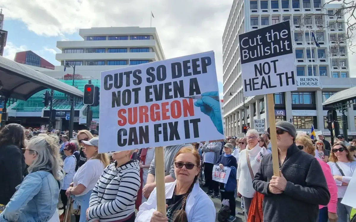 Dunedin hospital: Warning given just before cutbacks