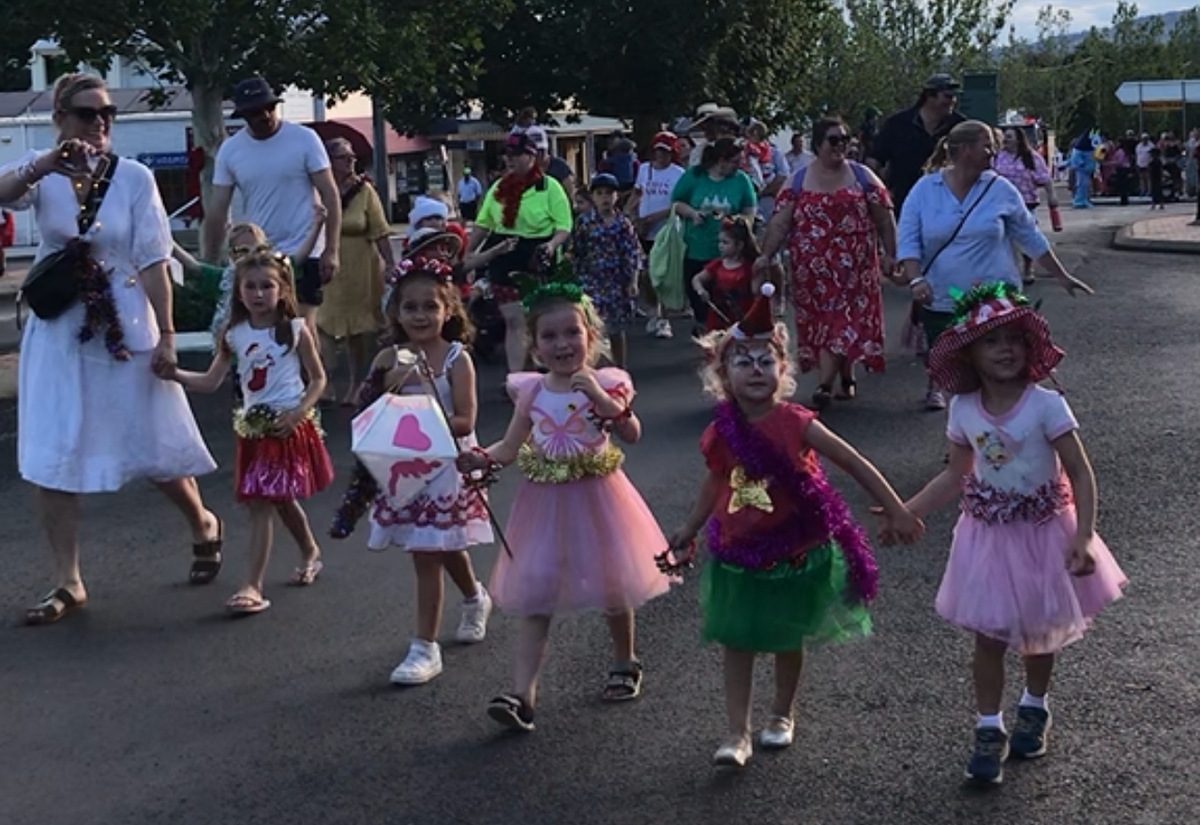 'Tis the season to celebrate (and shop) locally at Warrumbungle Shire