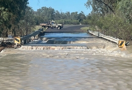 Bridge damaged as minor flooding expected in Collarenebri