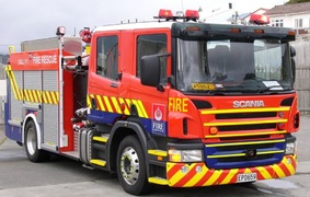 Fire crews battling Roxburgh blaze