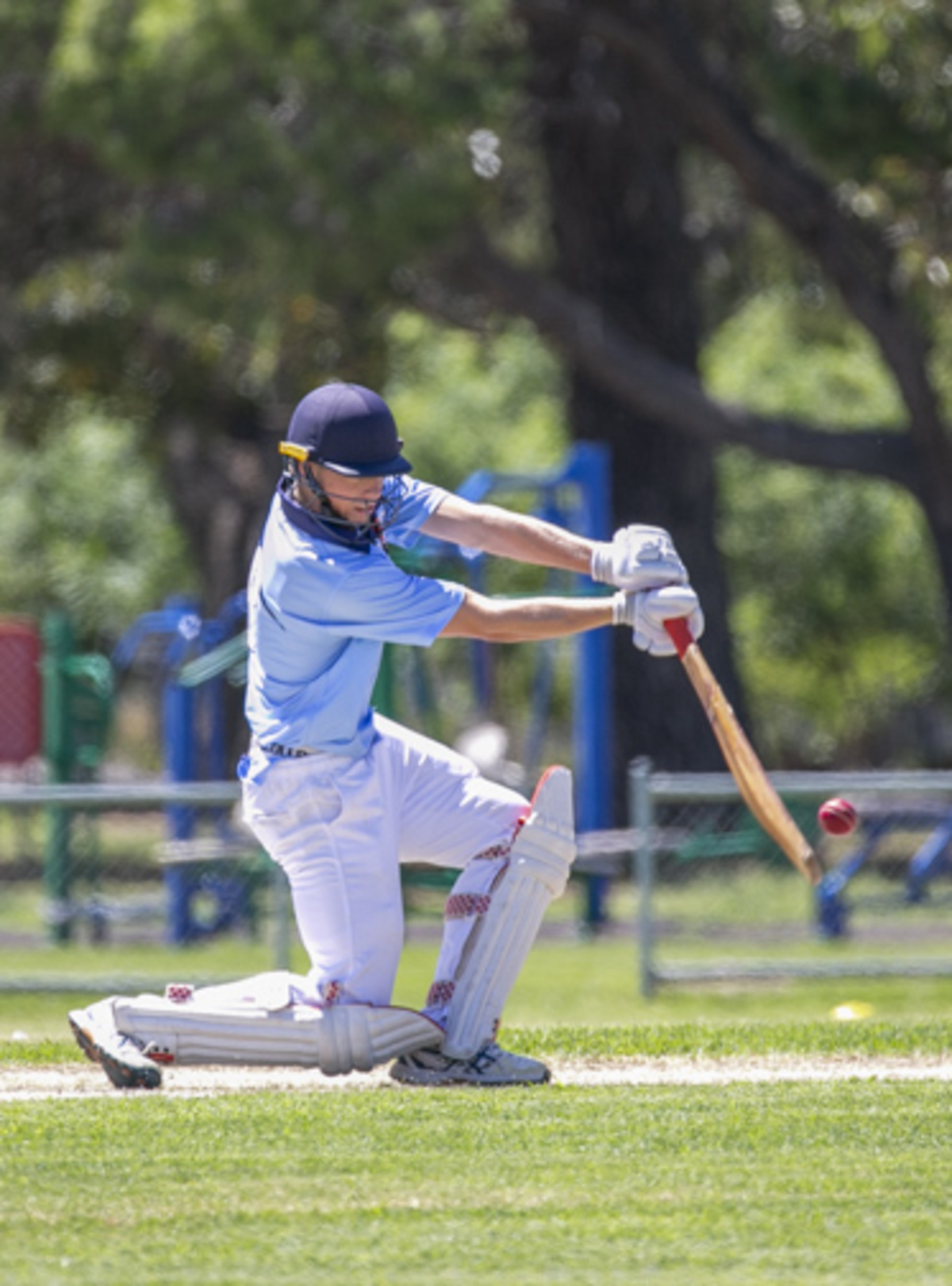 Hay retains Creet Cup