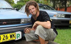 P Platers over 25 allowed to access GPS on phones while driving