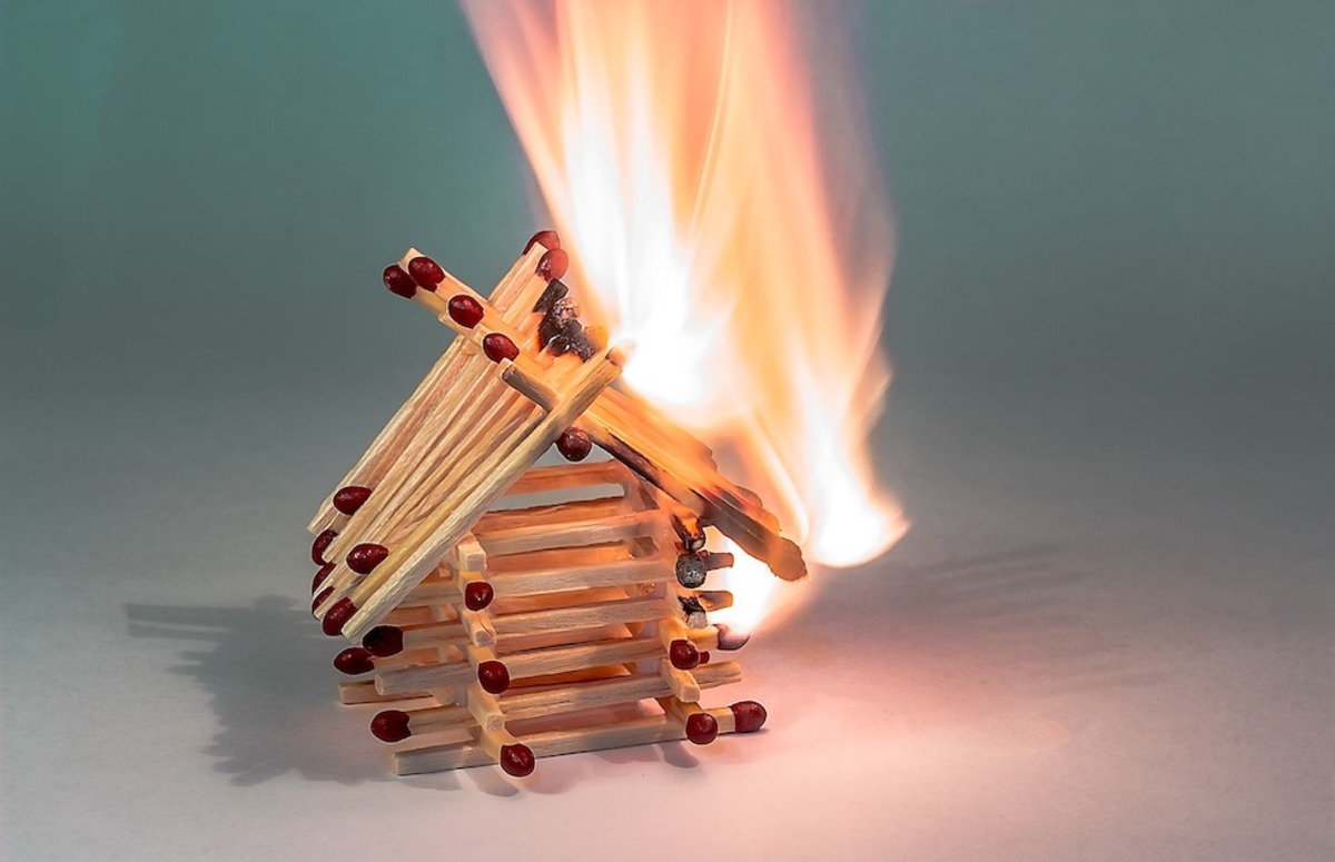 House fire in Aldinga Beach