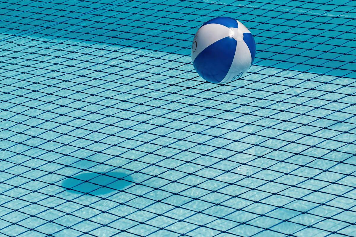 Drownings spike on public holidays - UNSW 