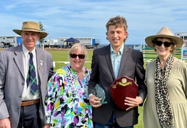 Macs Rubain wins inaugural Judith Green Award at Kiama Show