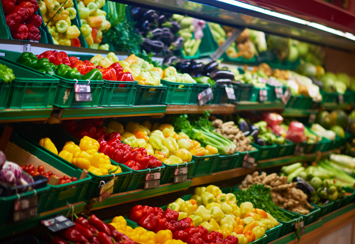 Farmers wonder why fruit and vegetable prices fail to fall with inflation