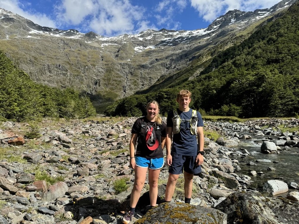 Coast to Coast about embracing the lows with the highs, sibling team says 