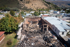 Cinema to continue movie screenings despite fire