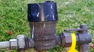 Council urges residents to be vigilant and report stolen water meters 
