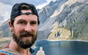 Belgian man breaks speed record for running length of New Zealand