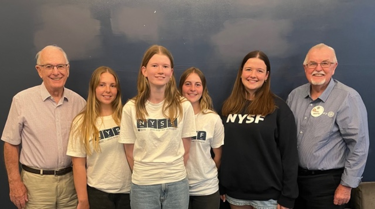 Kiama Rotary supports budding young local scientists