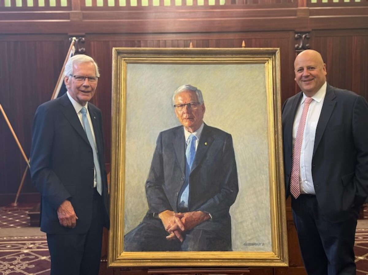 Tribute to former premier and Finniss MP