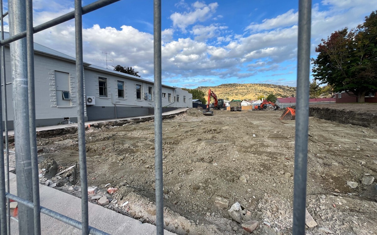 Teviot community want answers about rebuild