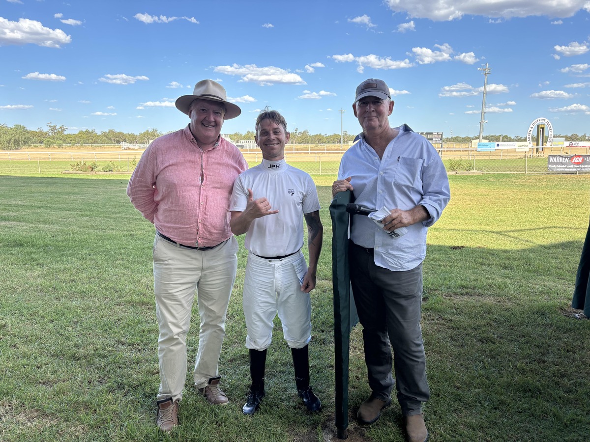 Full steam ahead at the Golden Fleece Cup 