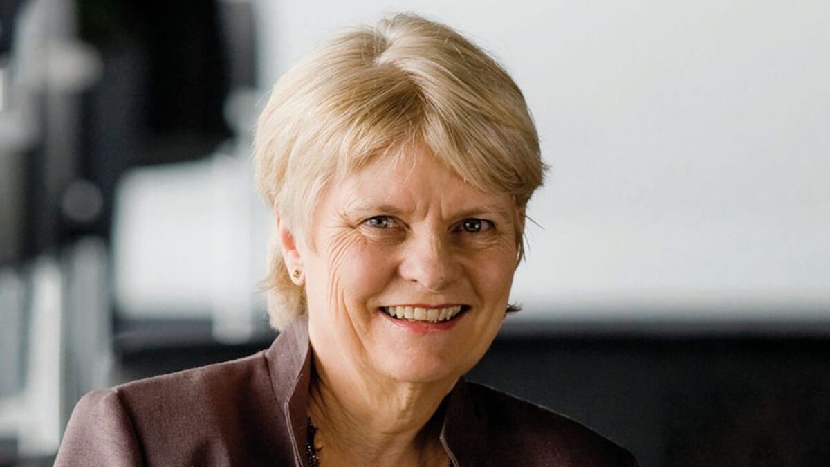 Economist Proposes New Approach to Pension Reform