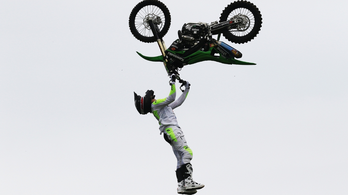 Calling all under-35 photographers!