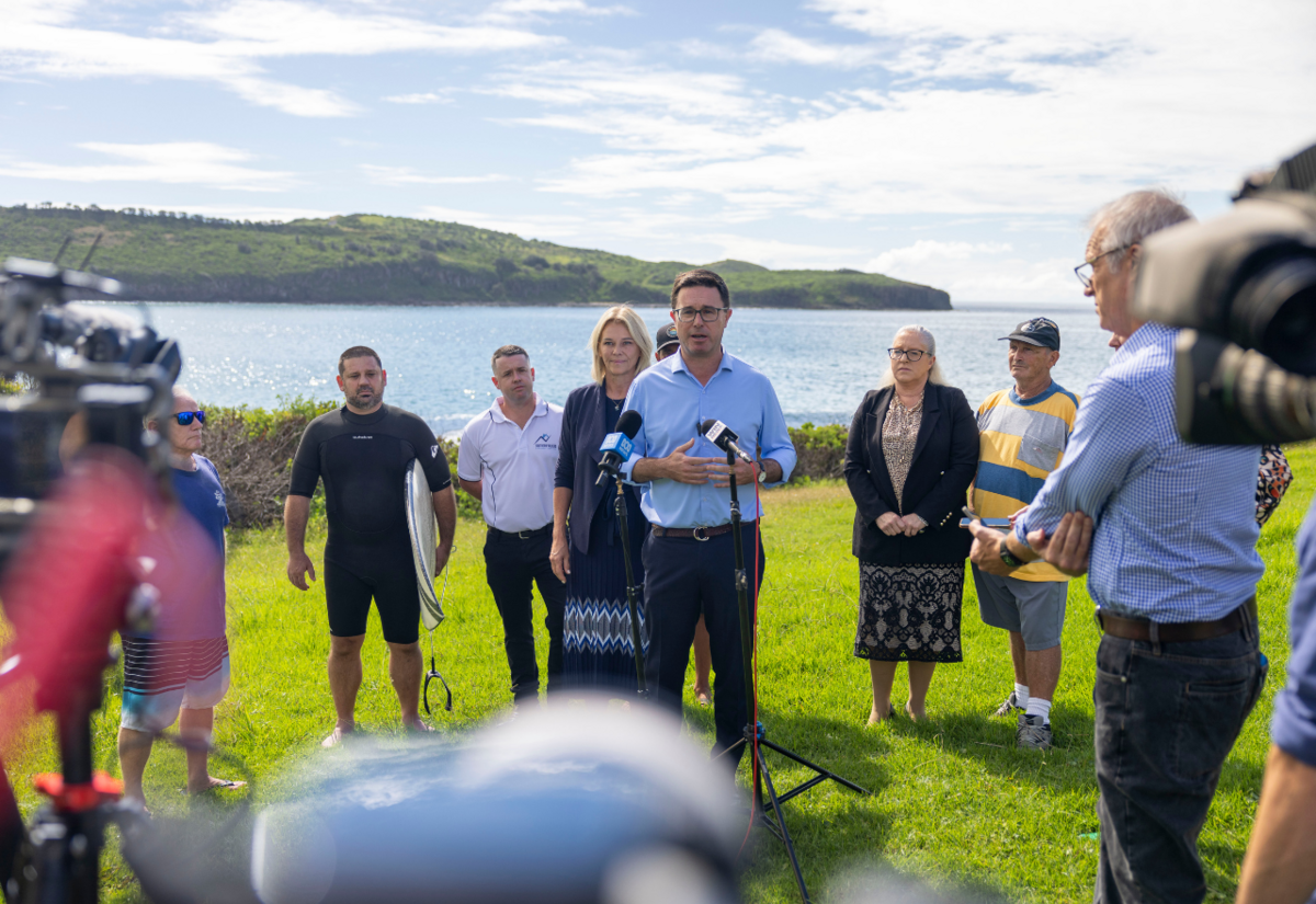 Littleproud visits Illawarra to discuss wind farm and tariff exemption