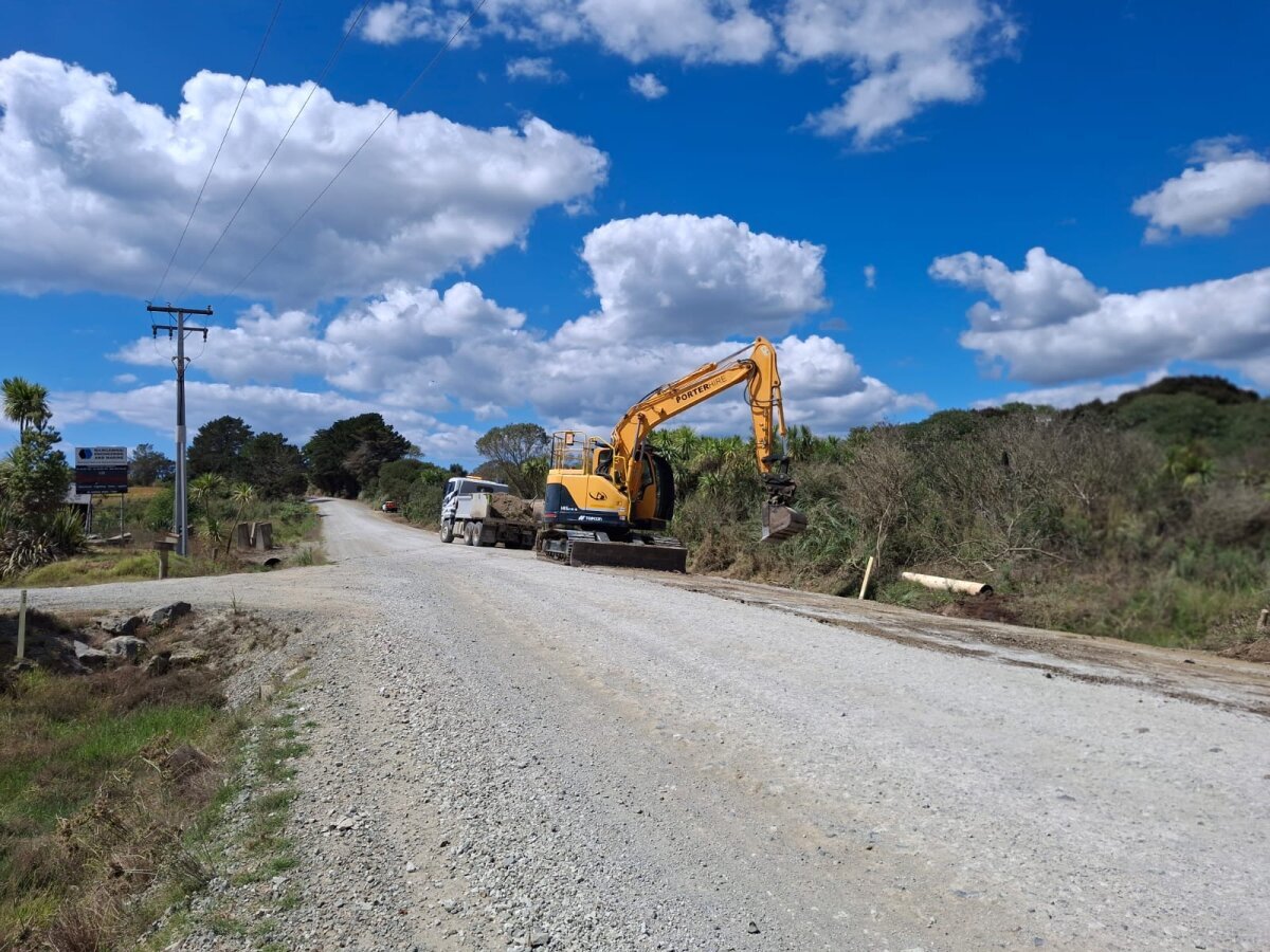 Roading improvements underway for 4 roads in Mangawhai