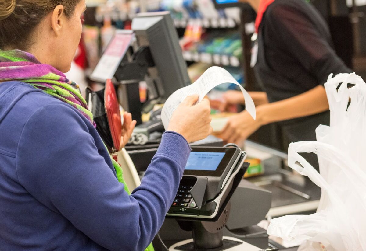 Supermarket Shake-Up on the Table
