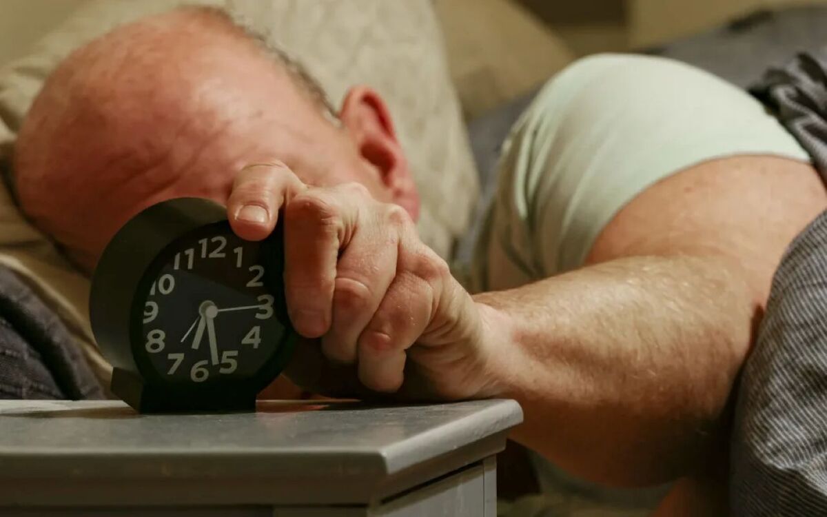 Daylight saving 2025: When it ends, why we observe it and how to change the time on your phone