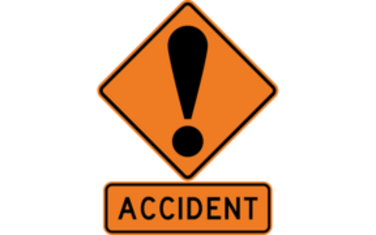 Accident closes northbound lane - Update
