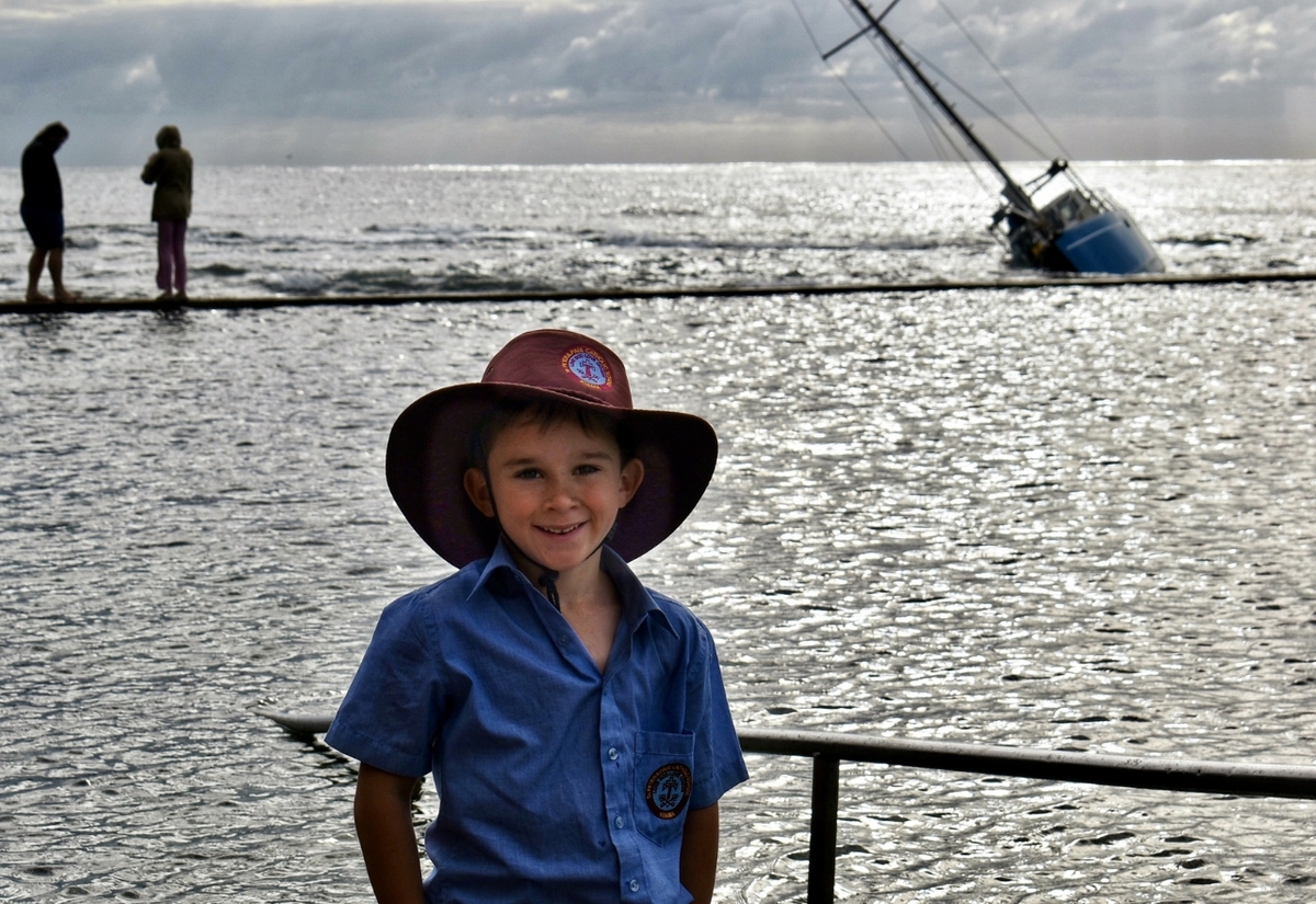 Intrepid reporter Darcy stops the car and steals the front page