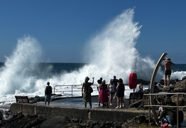 Hazardous surf warning issued for Kiama beaches for Easter weekend