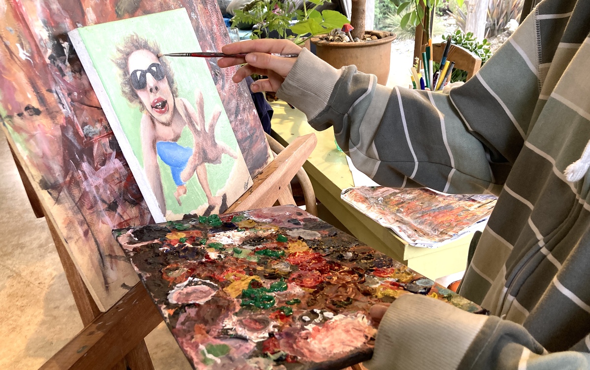 Ever-popular art school underway