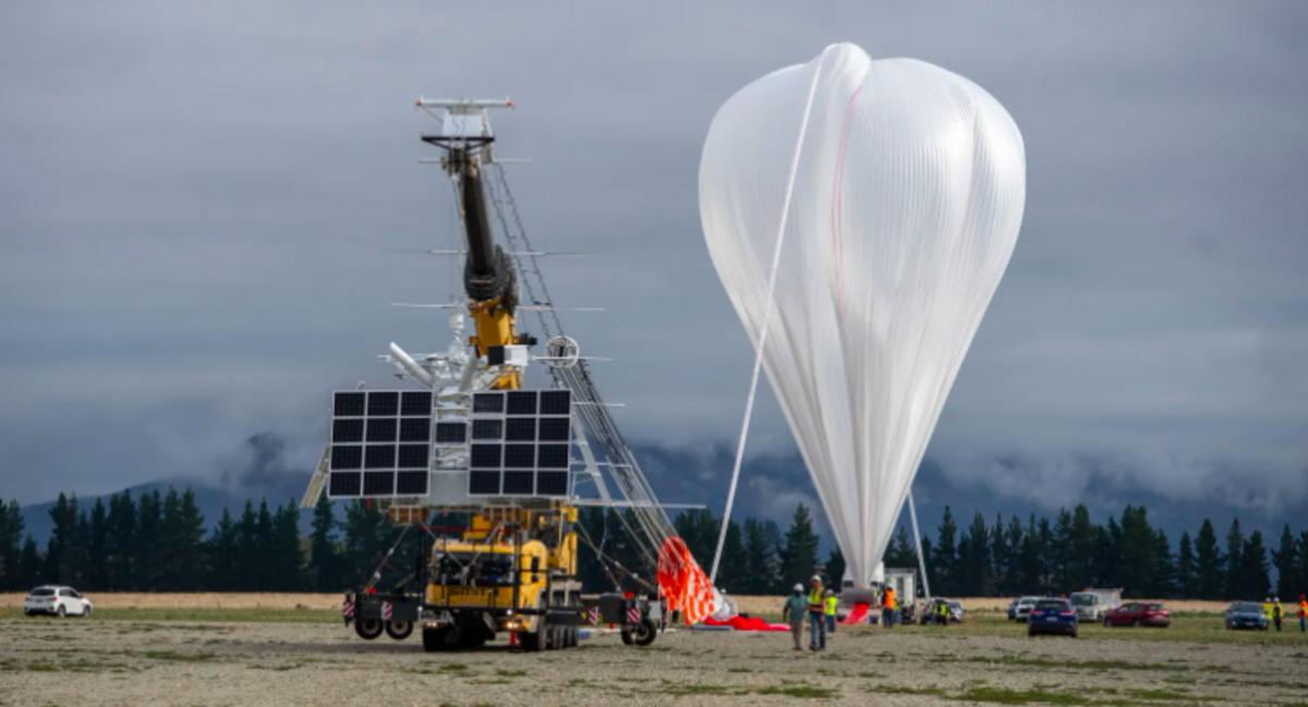 Launch attempt for second NASA balloon underway