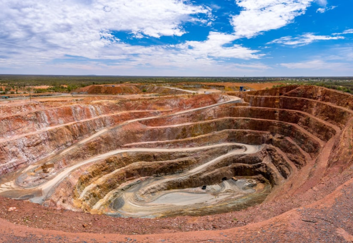 Old mines at Nymagee and Cobar get new lease of life