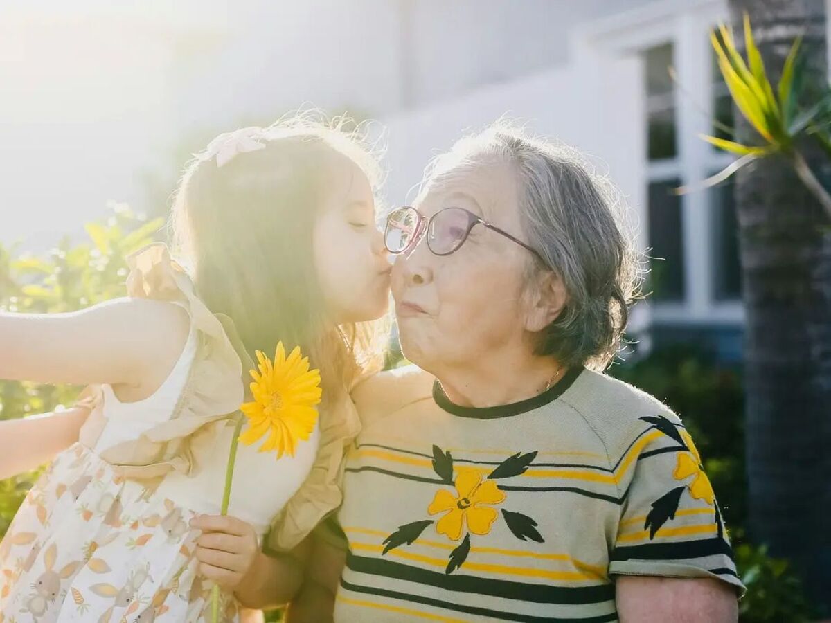 Why being kind to others is healthier than self-care