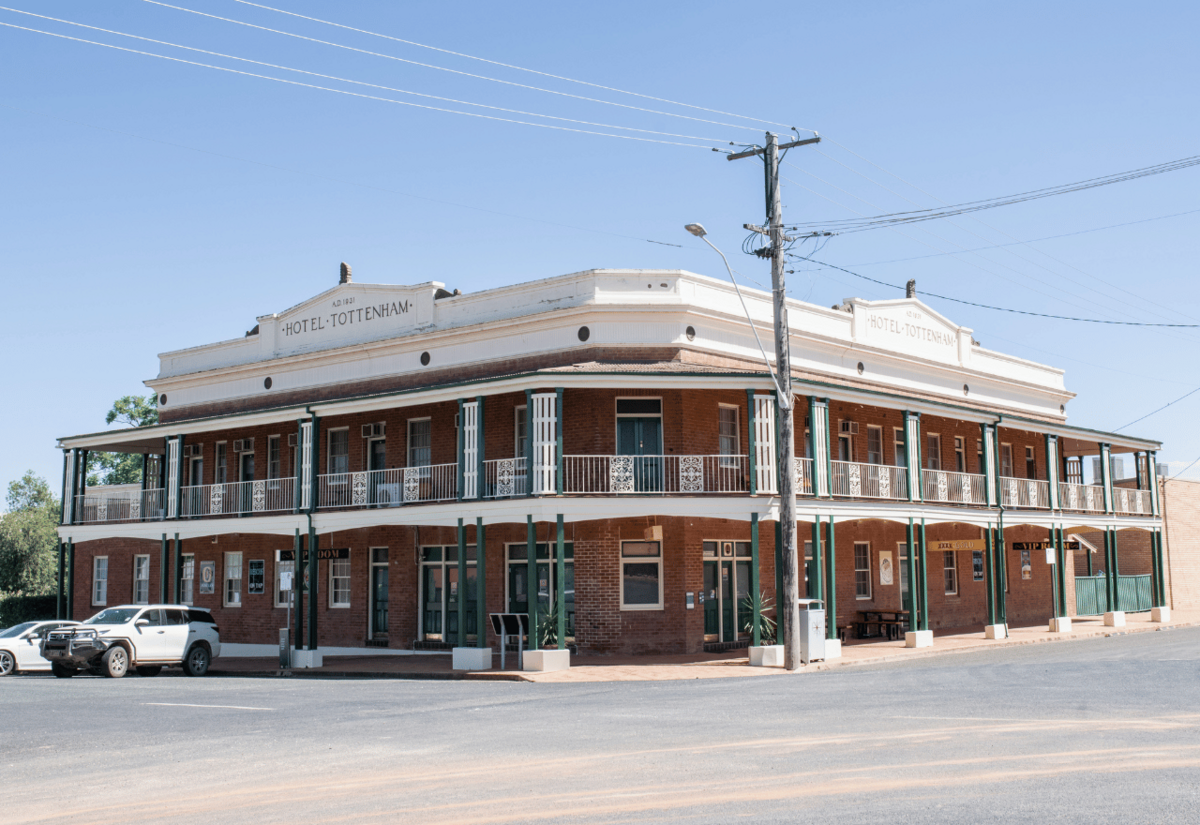 Tottenham Hotel sold to north coast interest