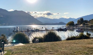 Solution to vessels slipping their moorings sought