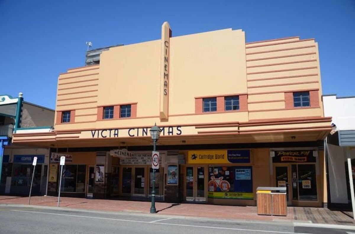 Victa Cinema closes for safety upgrades