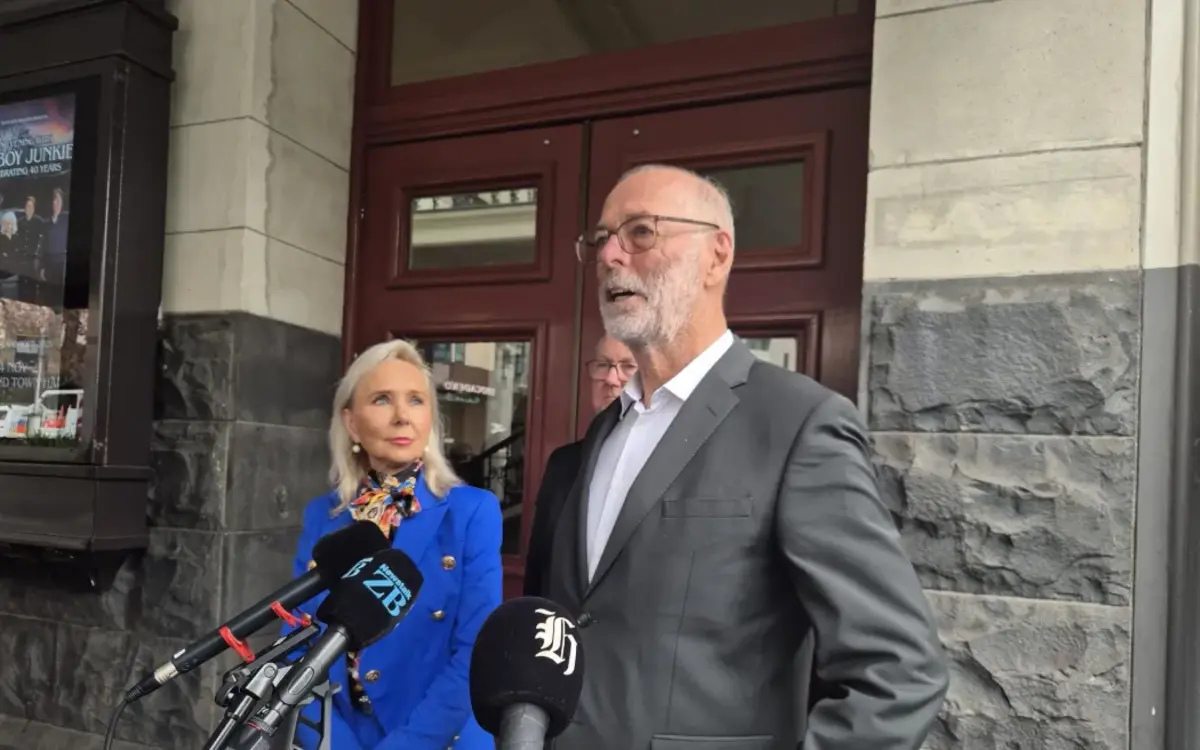 Desley Simpson endorses Wayne Brown for Mayor