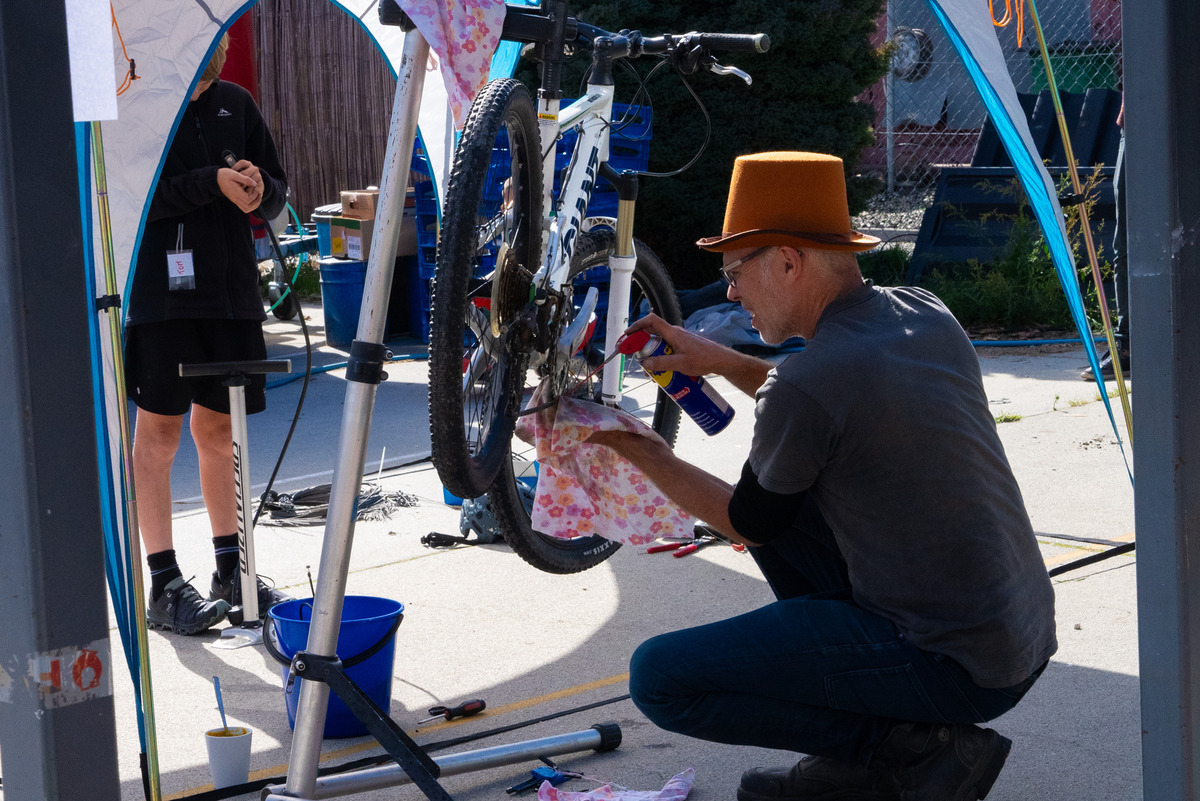 Repair experts needed for Repair Revolution 
