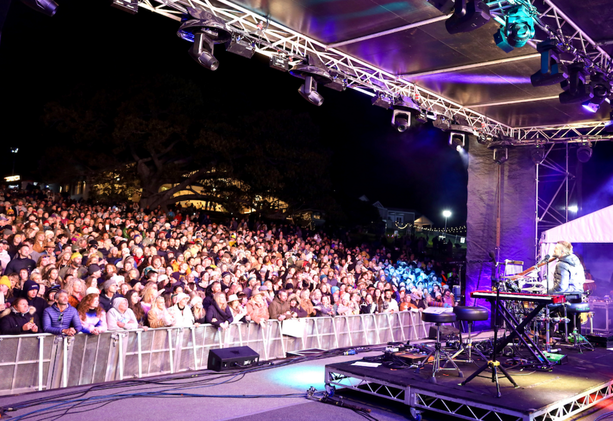 Winter Wine Festival draws thousands to Crooked River Estate