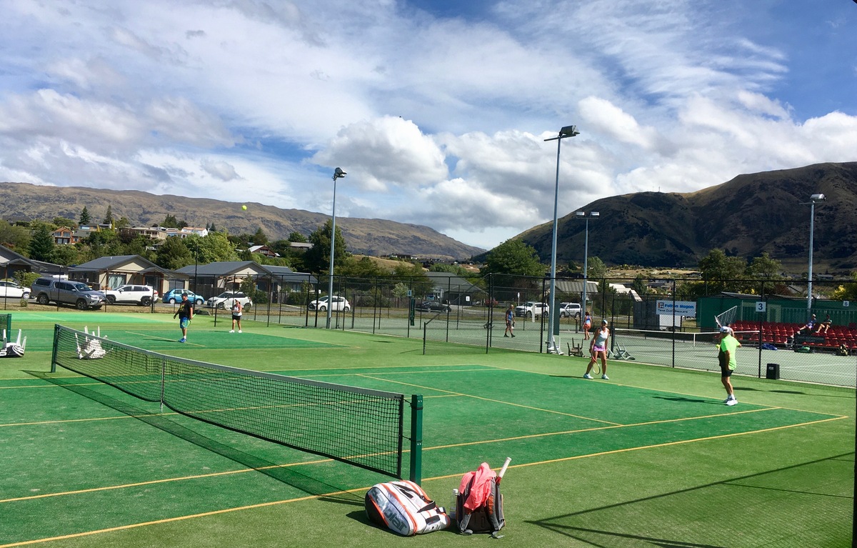 Funding to support busy tennis club 
