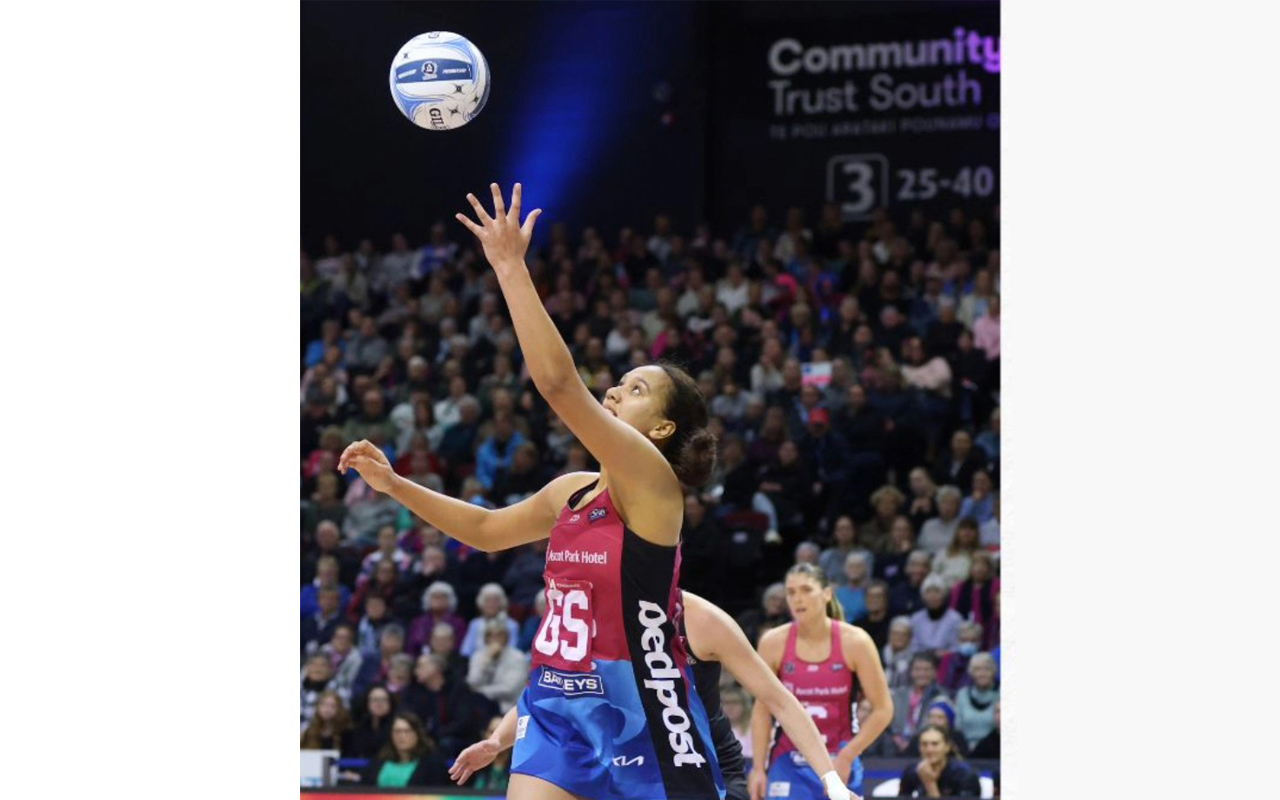 Steel extends their winning streak