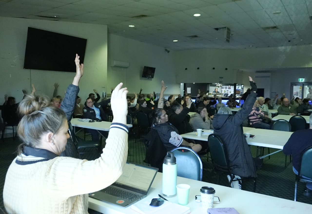 Walgett meeting calls for youth dialogue