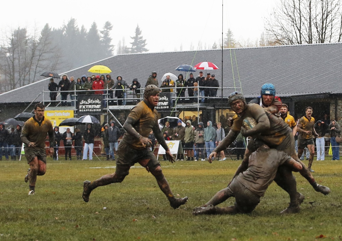 Rams secure finals berth in wet semi showdown