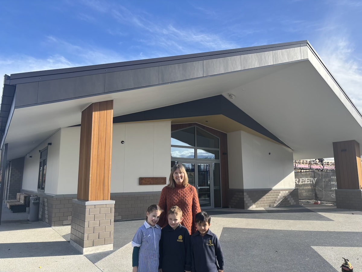 Alexandra Primary School rebuild in final stages