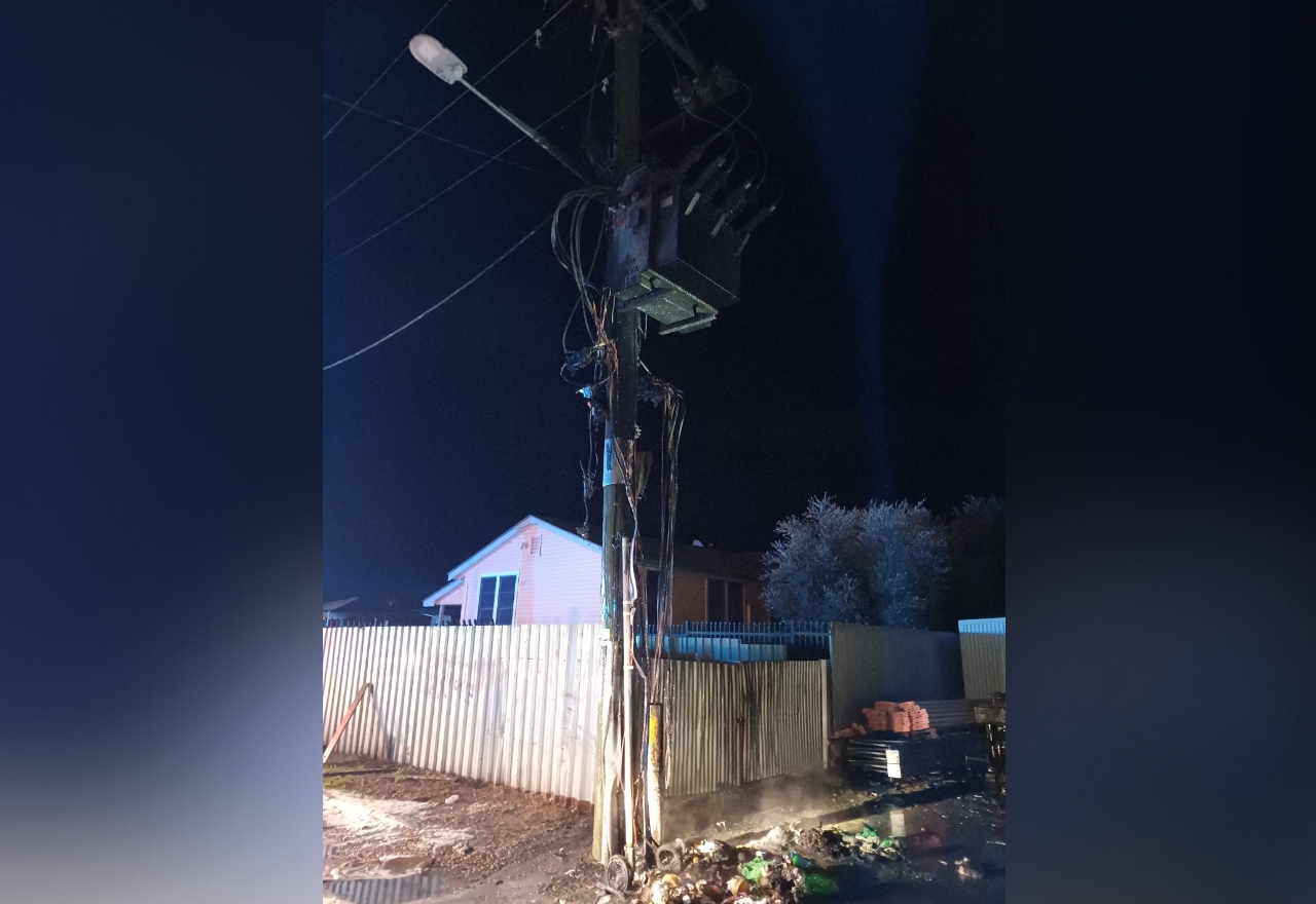 Walgett IGA loses power after fire