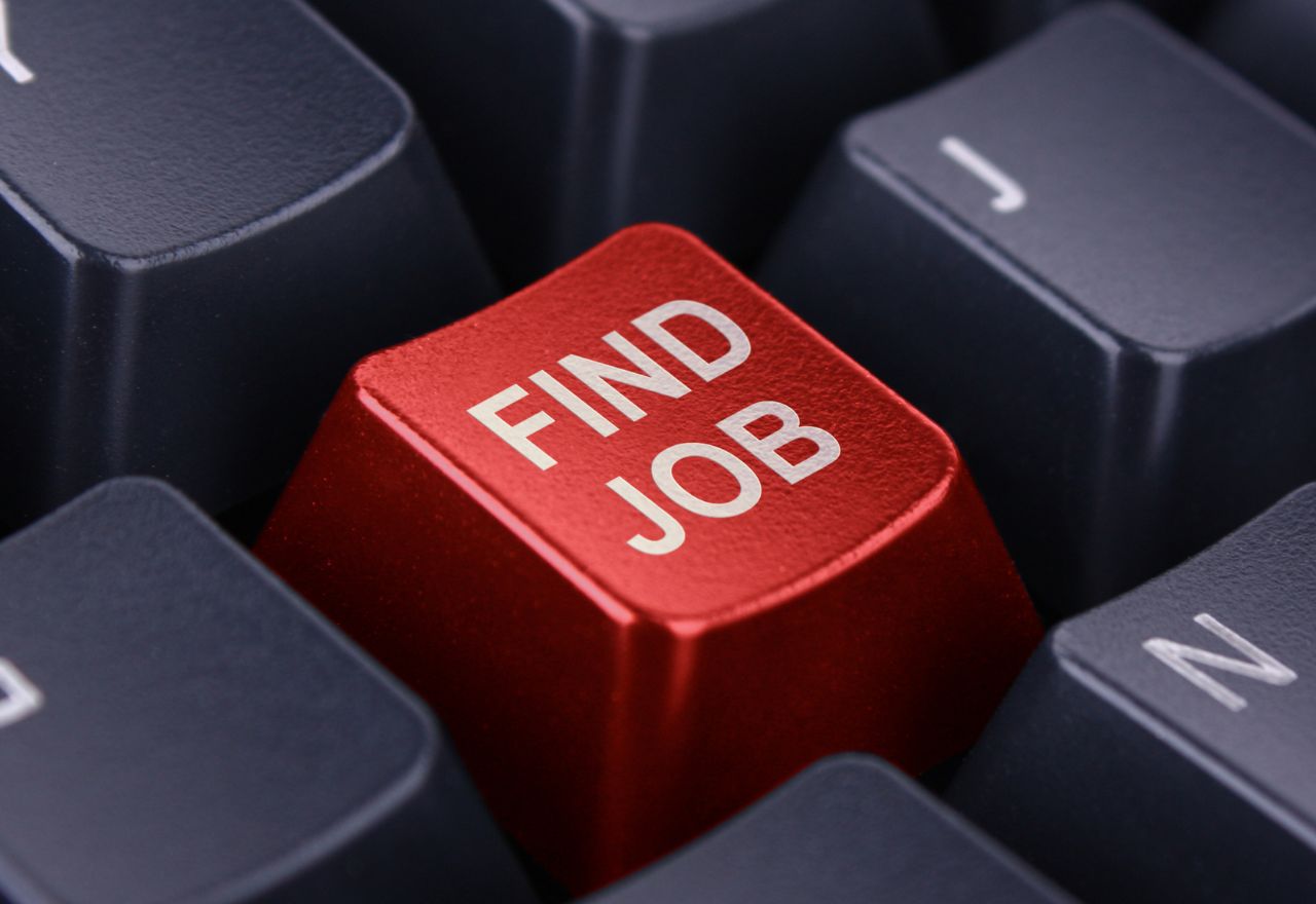 ICT Jobs Up, Ads Down Overall