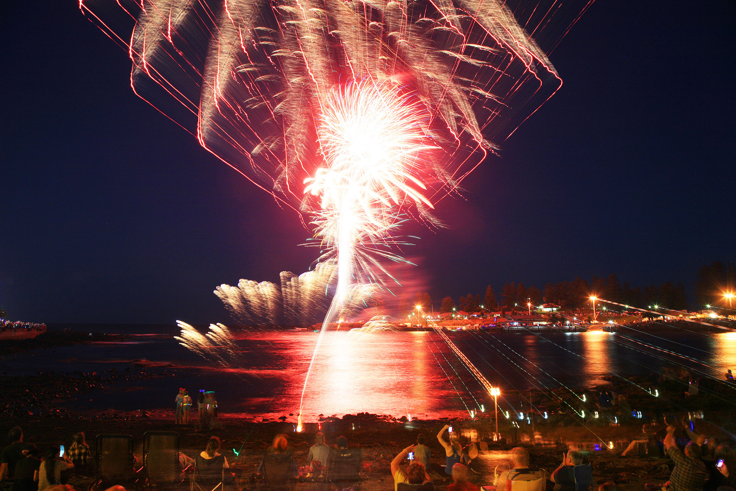 Council charging New Year's Eve revellers to watch fireworks 